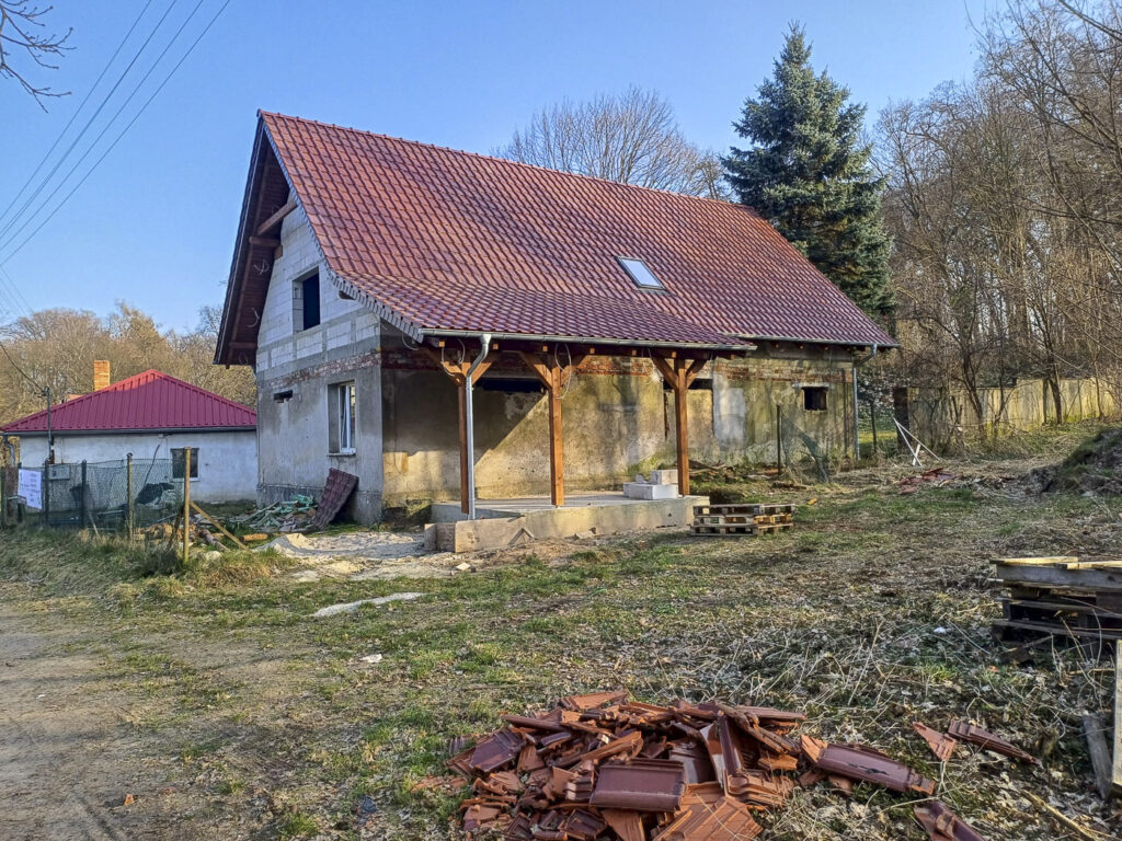 dachy lubuskie, usługi dekarskie lubuskie, dekarz Żary, dekarz Żagań, dekarz Nowa Sól, dekarz Szprotawa, 
firma dekarska lubuskie, cieśla lubuskie, więźba dachowa lubuskie, dachy, remont dachu, pokrycia dachowe, 
hydroizolacja dachów lubuskie, solidny dekarz lubuskie, kompleksowe dachy Lubuskie, usługi ciesielskie, montaż pokrycia dachowego, konstrukcje dachowe, remont dachu